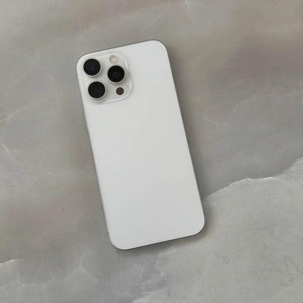 UNLOCKED iPhone 16Pro Max 256GB